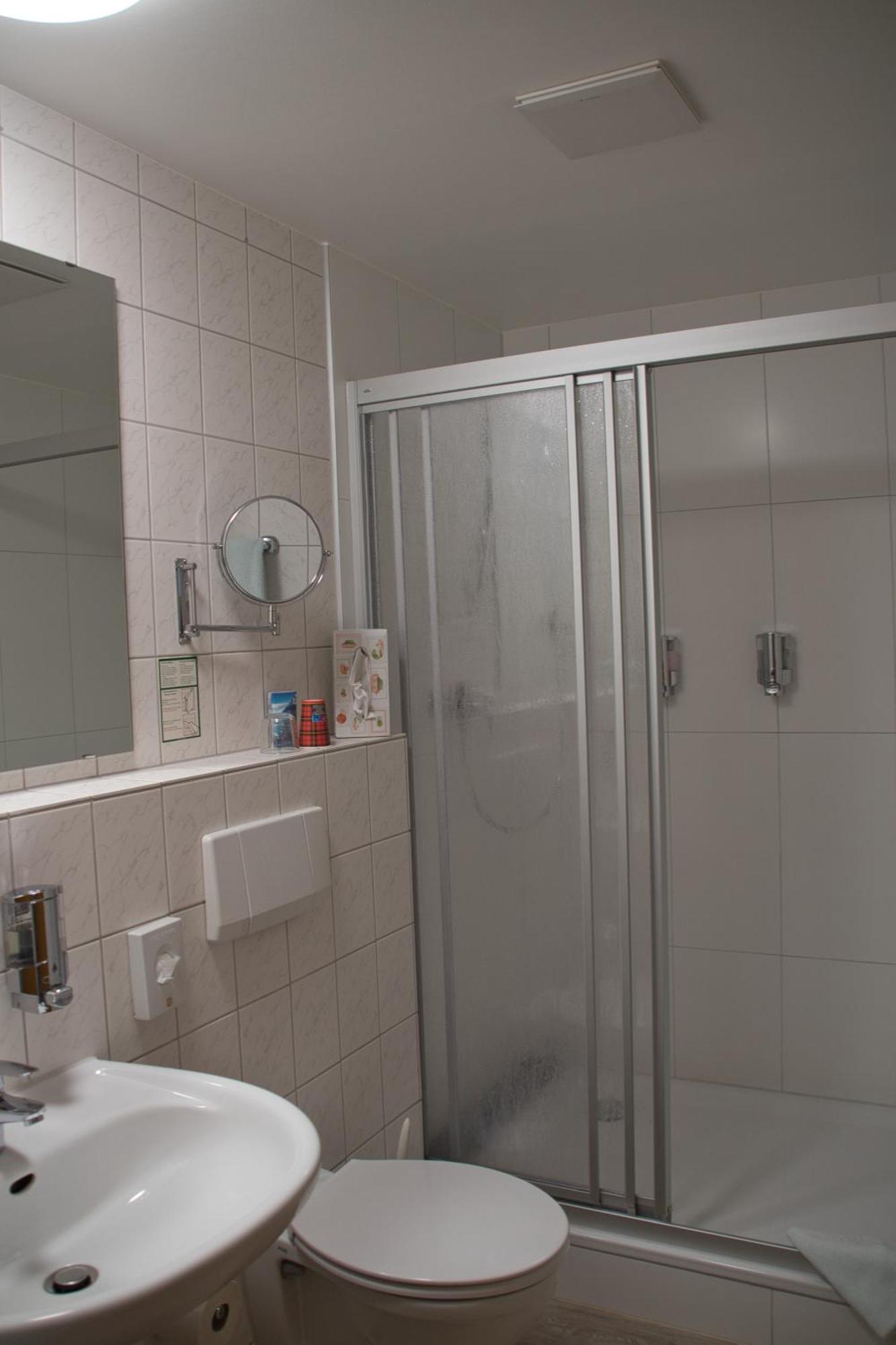 Hotel Quellenhof Salzgitter Εξωτερικό φωτογραφία